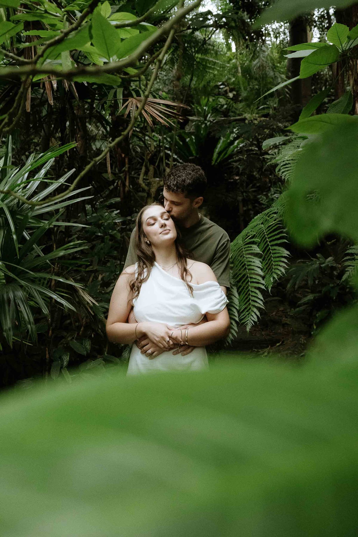 Tom and Naomi’s Proposal at Wendy Whiteley’s Secret Garden | Sydney Engagement Photography