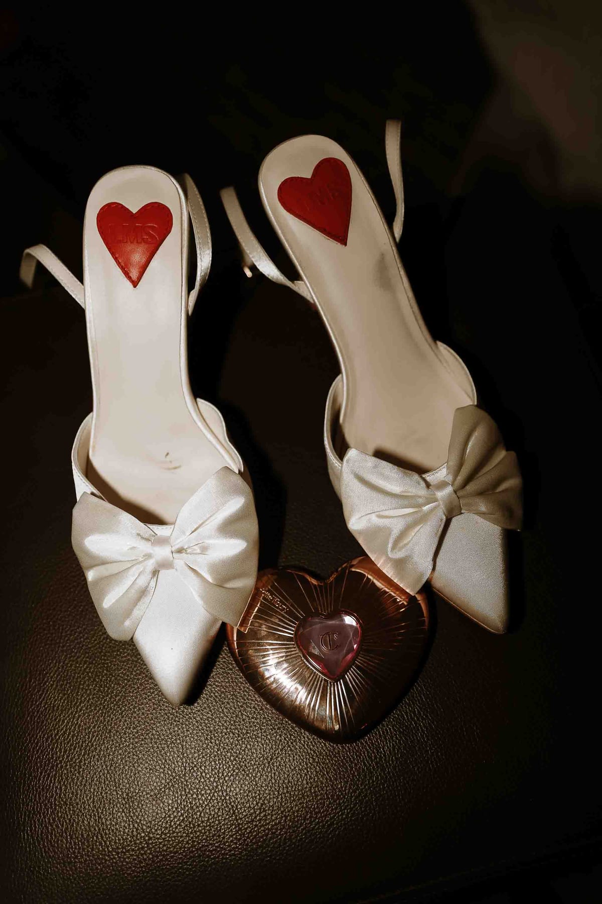 Bon and Hillary's Romantic Crowne Plaza Hawkesbury Valley Wedding