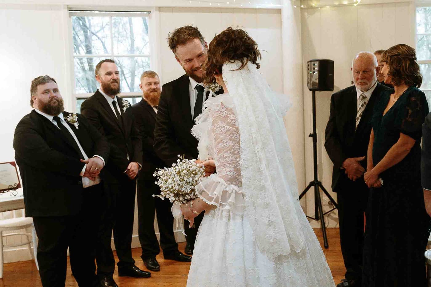 Bon and Hillary's Romantic Crowne Plaza Hawkesbury Valley Wedding