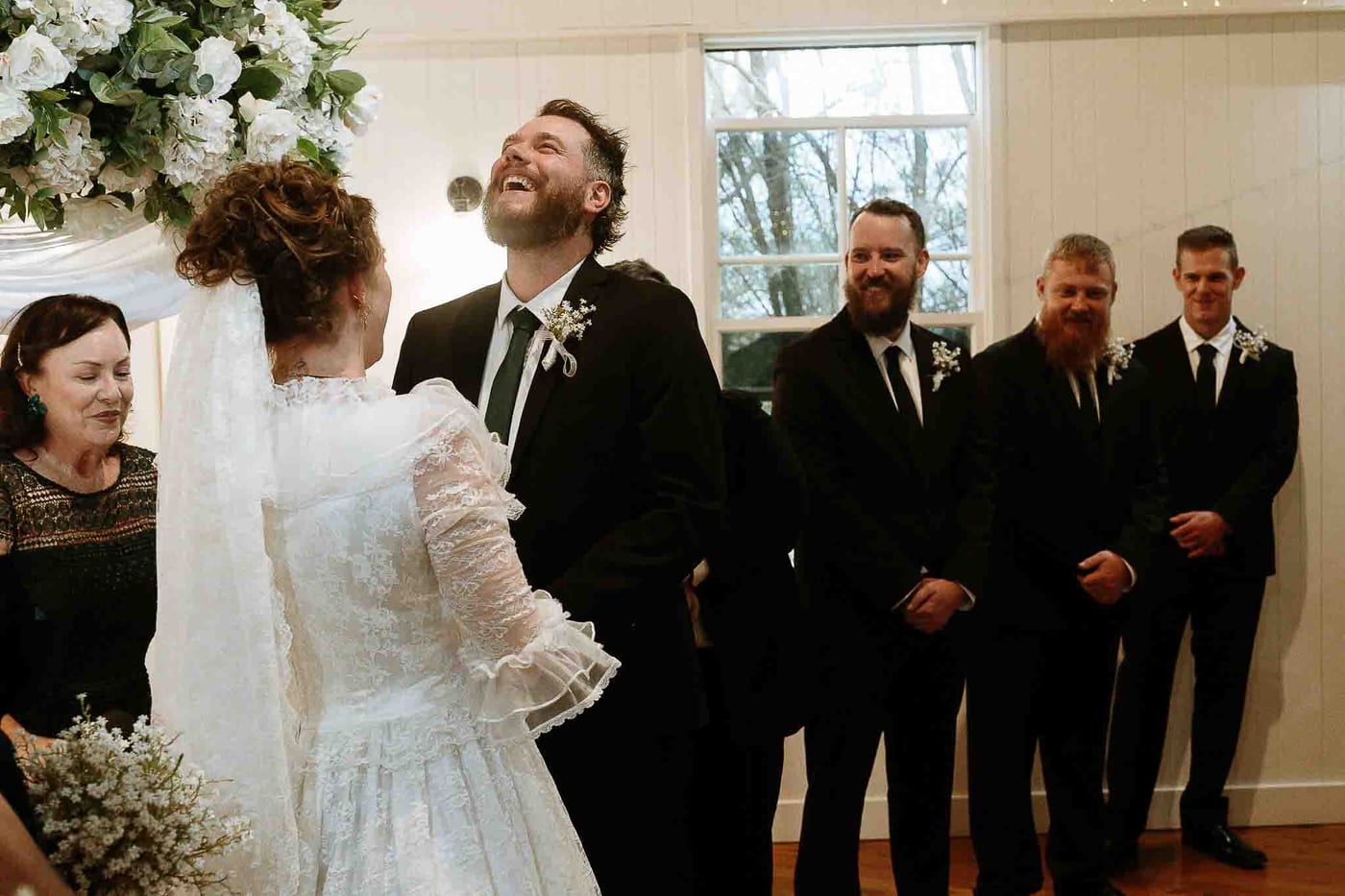 Bon and Hillary's Romantic Crowne Plaza Hawkesbury Valley Wedding