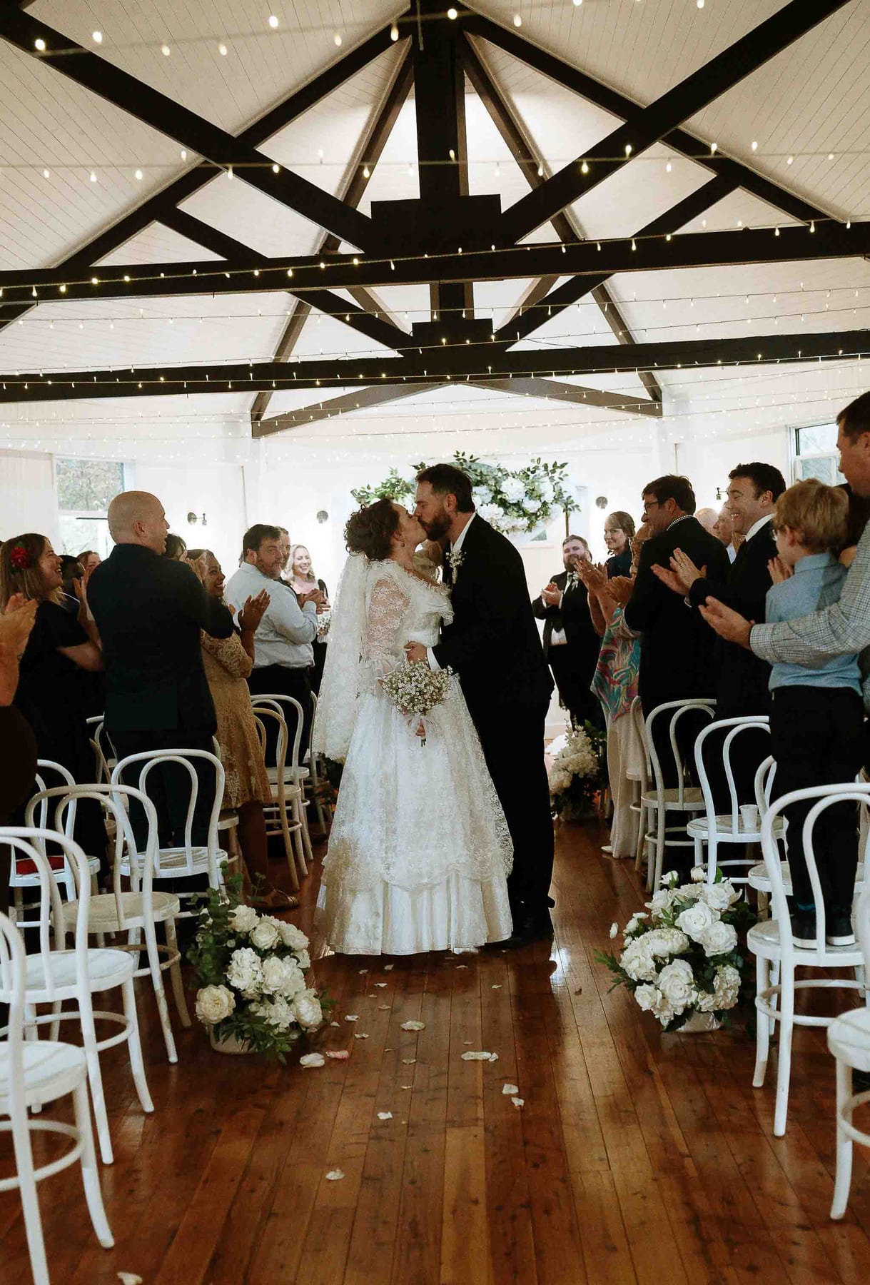 Bon and Hillary's Romantic Crowne Plaza Hawkesbury Valley Wedding