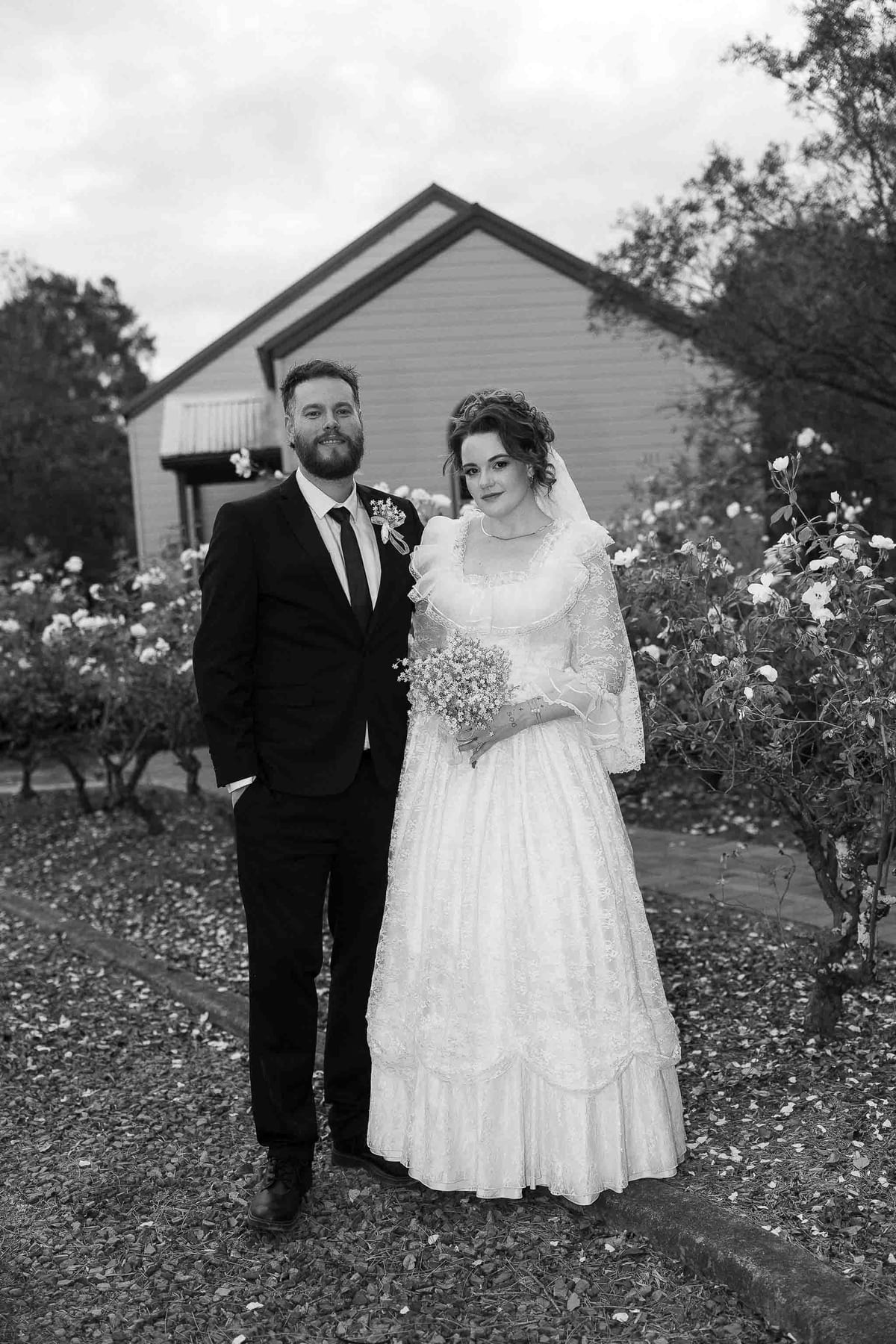Bon and Hillary's Romantic Crowne Plaza Hawkesbury Valley Wedding