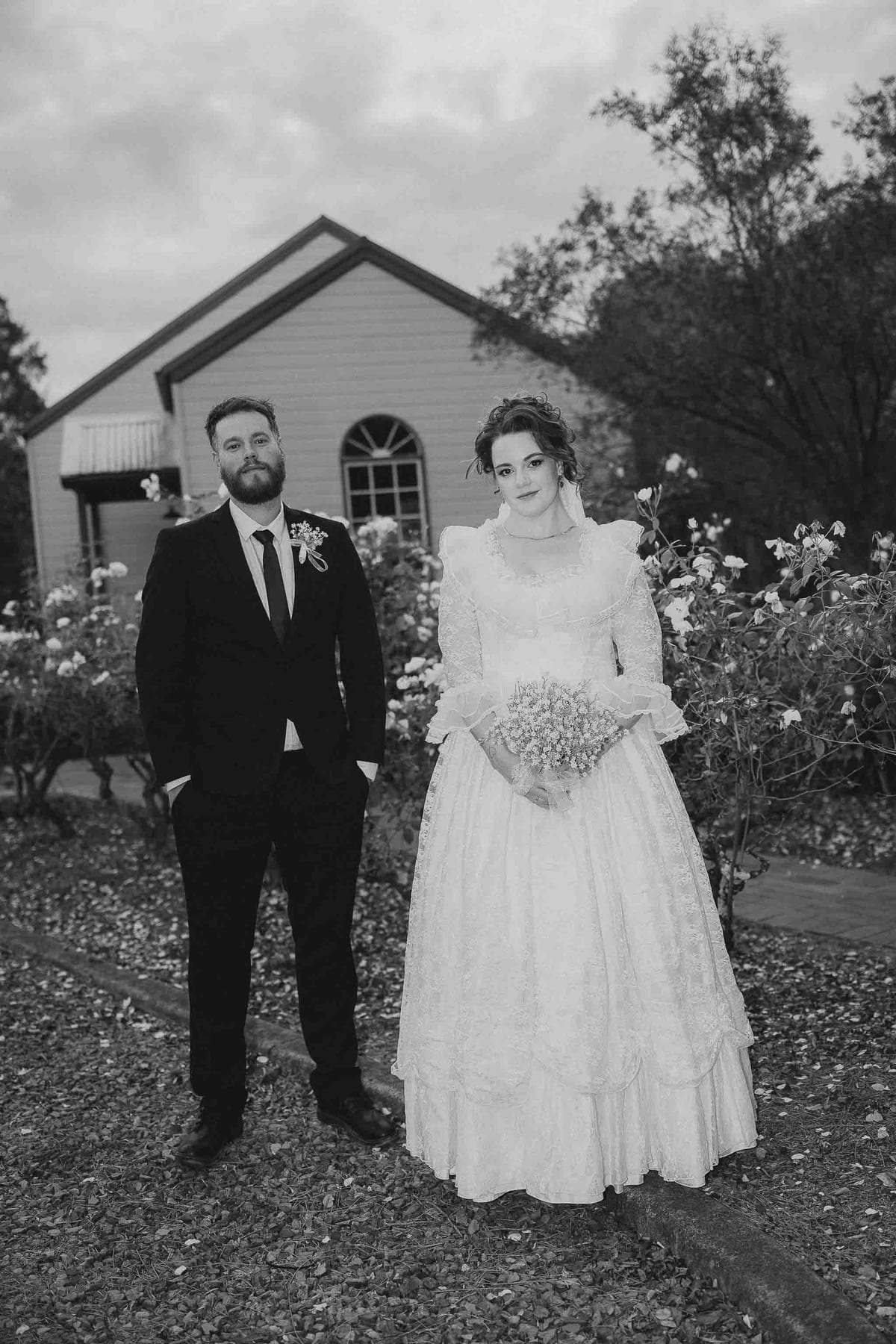 Bon and Hillary's Romantic Crowne Plaza Hawkesbury Valley Wedding