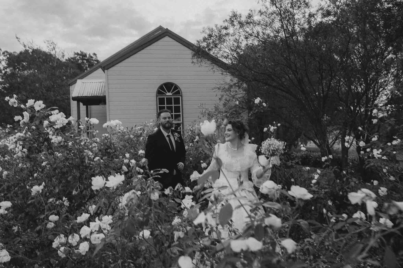 Bon and Hillary's Romantic Crowne Plaza Hawkesbury Valley Wedding
