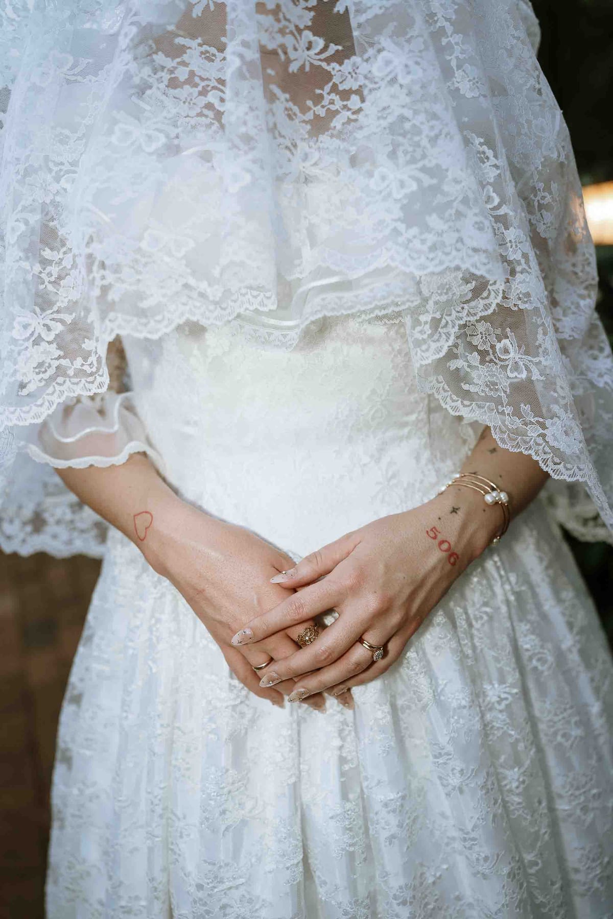 Bon and Hillary's Romantic Crowne Plaza Hawkesbury Valley Wedding