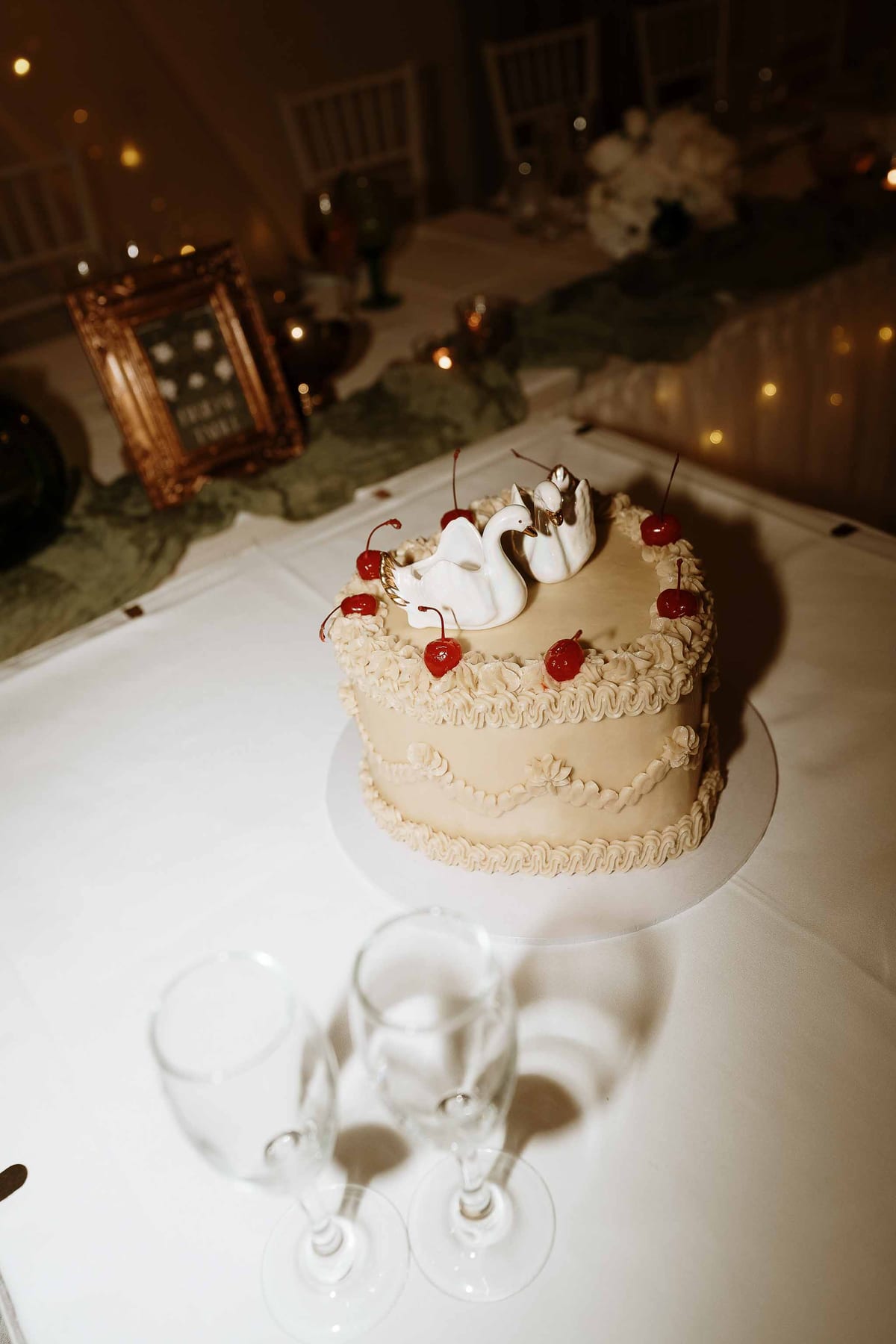 Bon and Hillary's Romantic Crowne Plaza Hawkesbury Valley Wedding