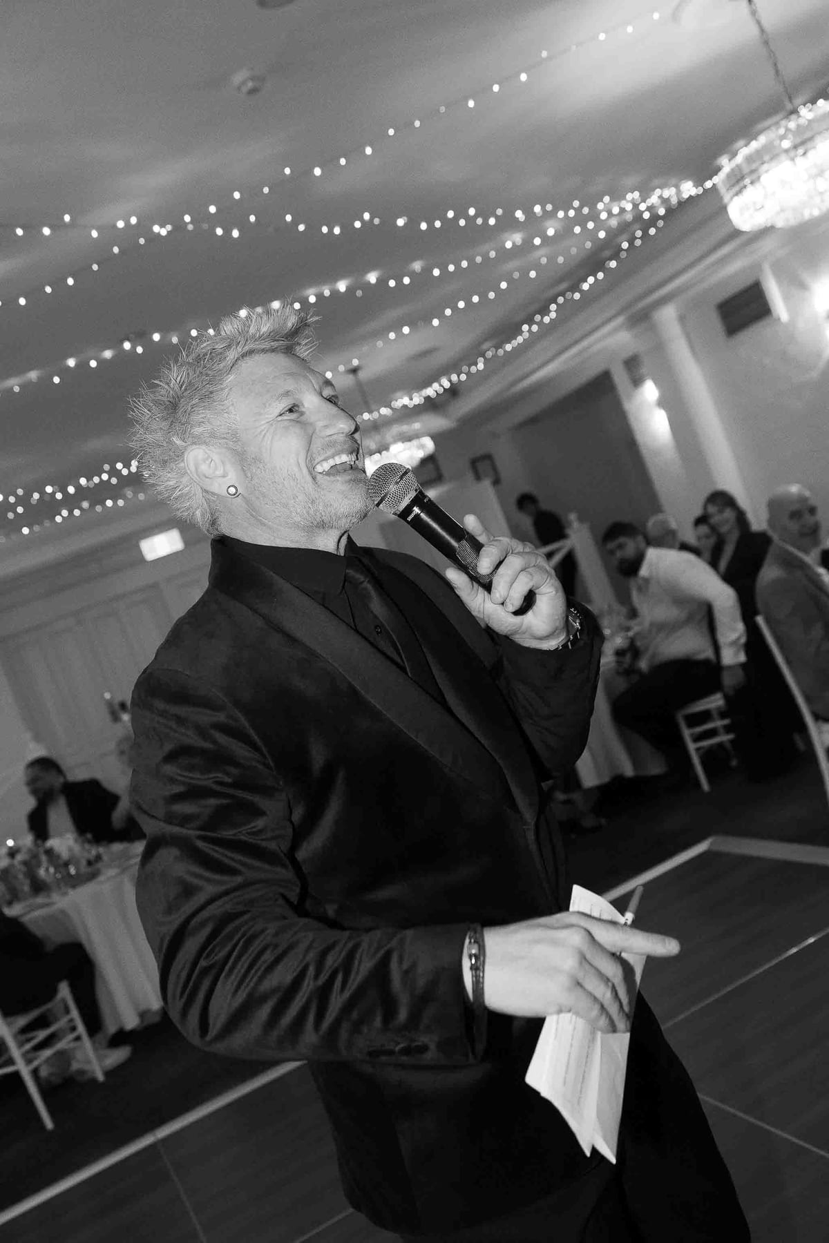 Bon and Hillary's Romantic Crowne Plaza Hawkesbury Valley Wedding