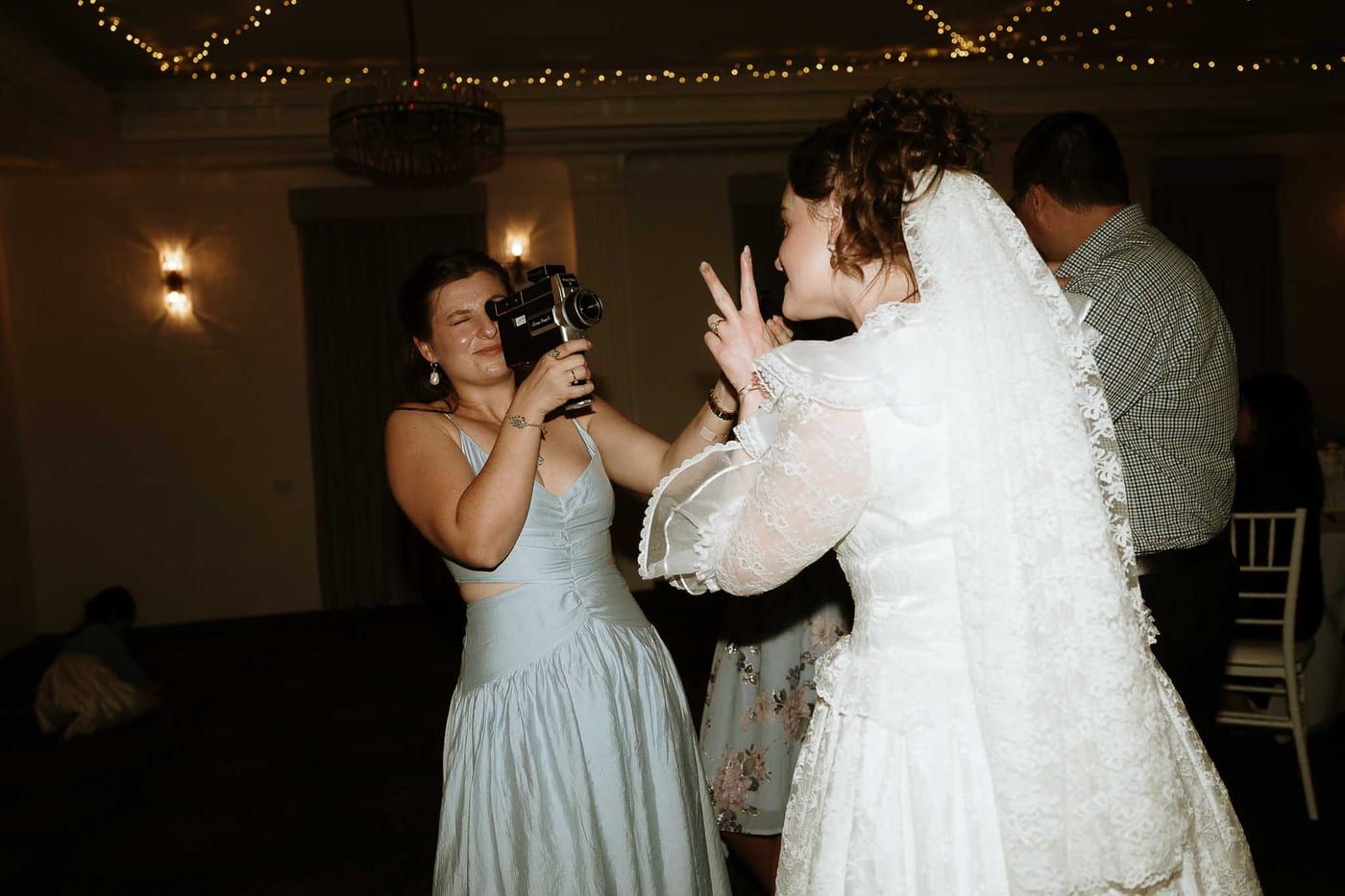 Bon and Hillary's Romantic Crowne Plaza Hawkesbury Valley Wedding