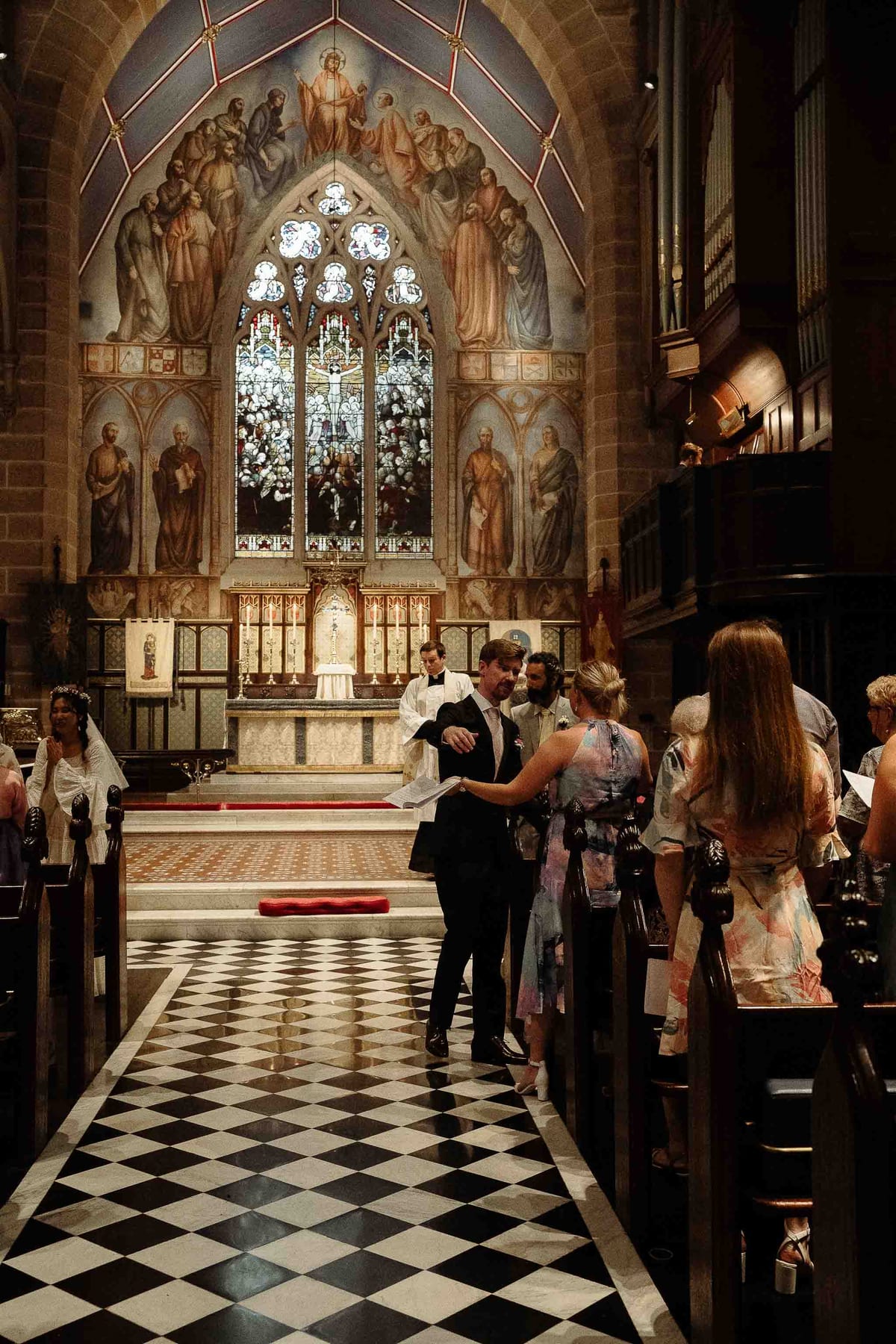 Chris and Kim's Timeless Wedding at Christ Church St Laurence