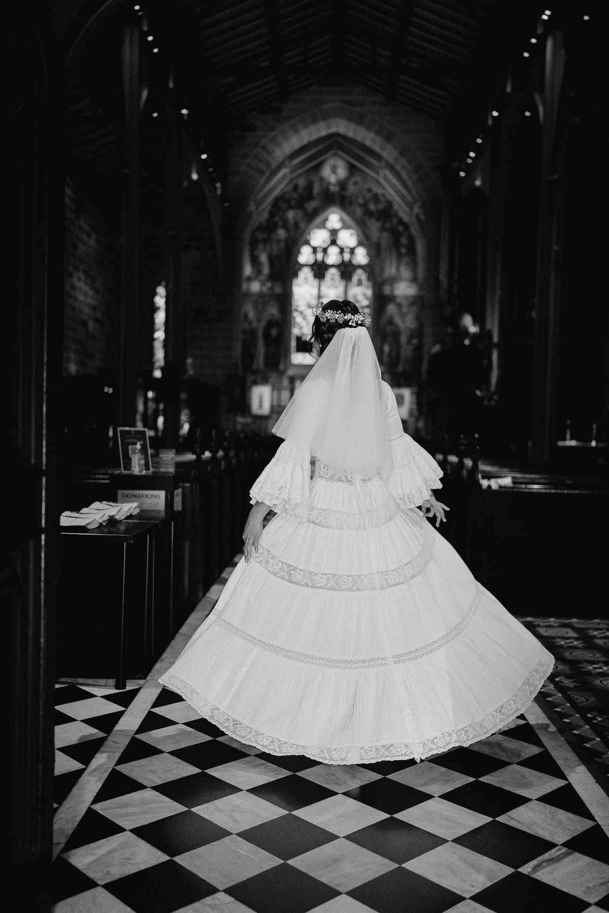 Chris and Kim's Timeless Wedding at Christ Church St Laurence