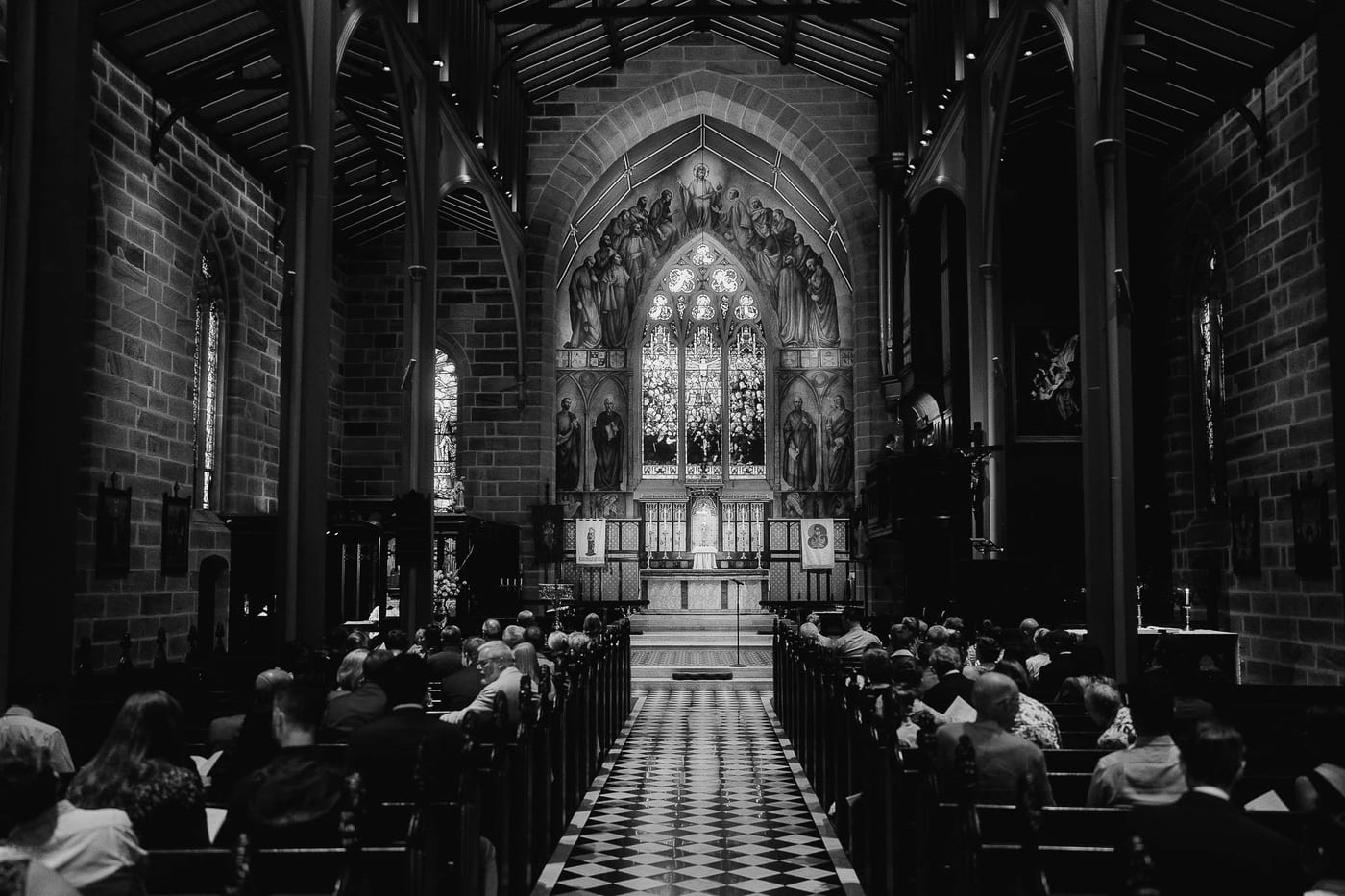 Chris and Kim's Timeless Wedding at Christ Church St Laurence