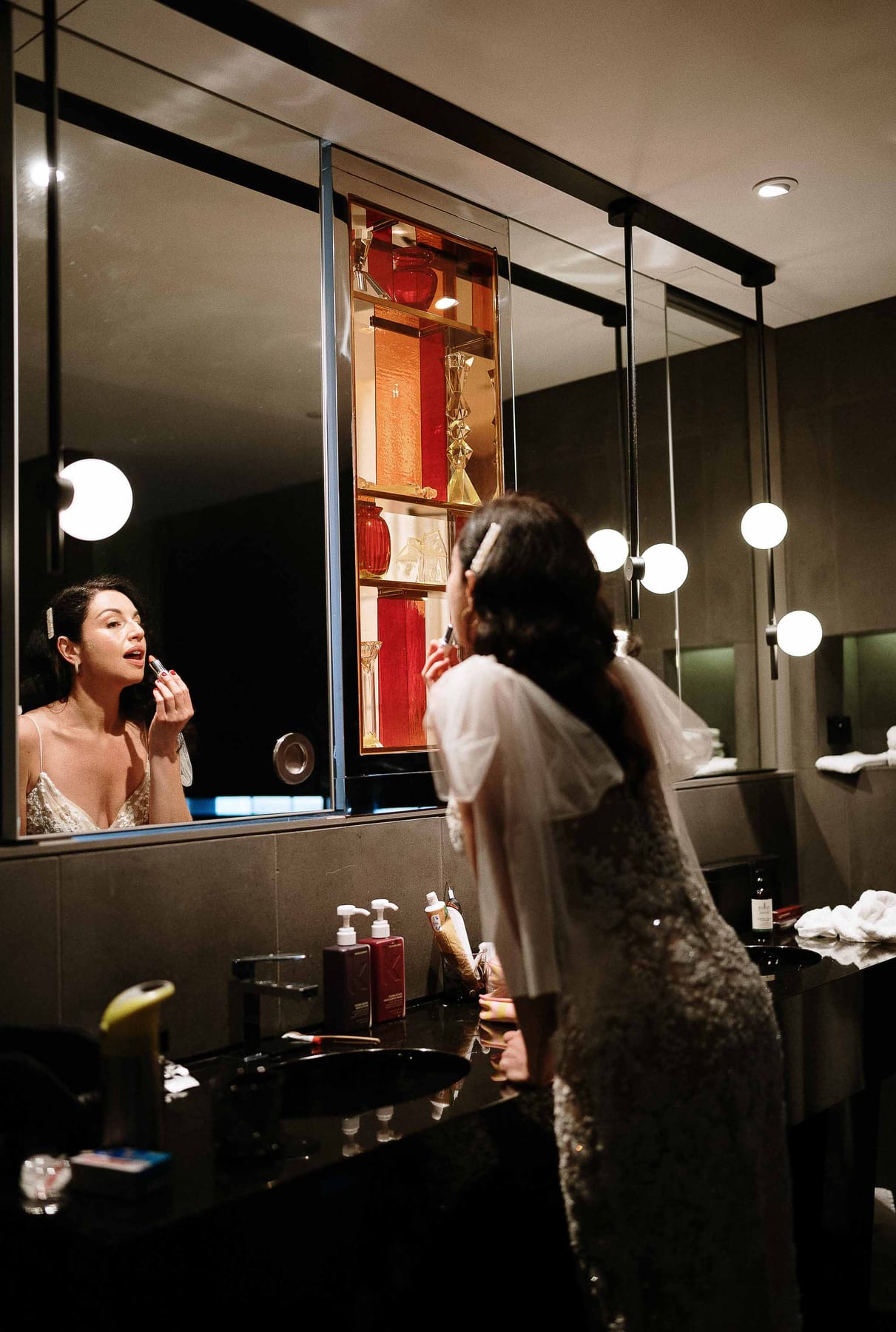 Lucy and Elliott's Elegant City Wedding at Reign at the QVB Sydney