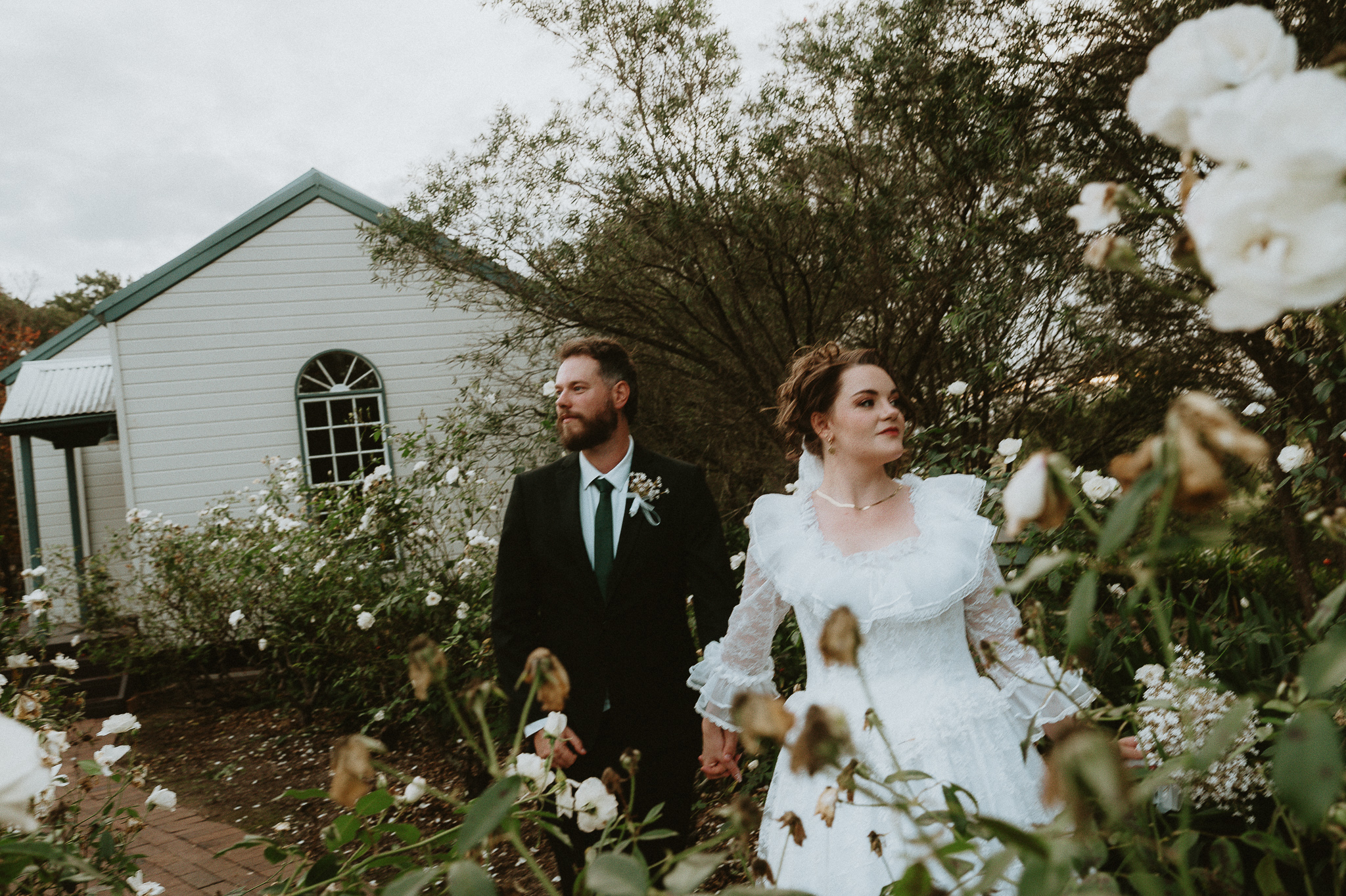 Bon and Hillary's Romantic Crowne Plaza Hawkesbury Valley Wedding 